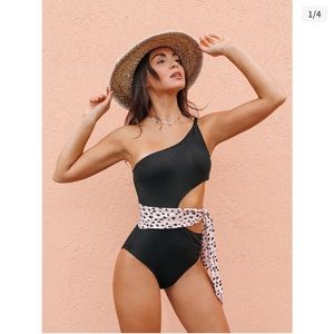 NEW: Leopard Print One Shoulder One Piece Swimsuit in Small